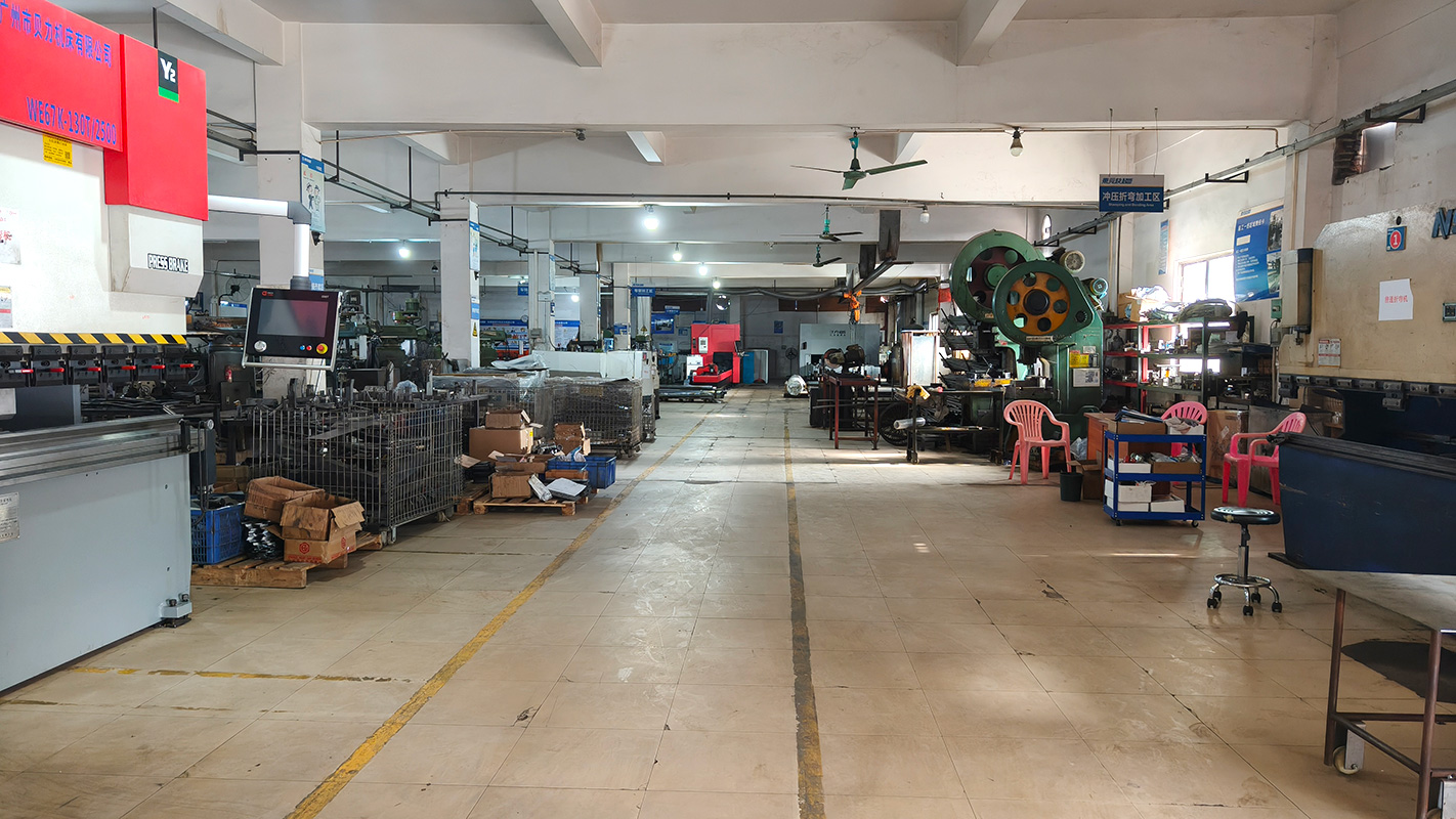 Kuaixian factory team at work